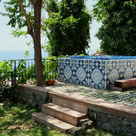 Casa Paradiso - Panoramic Sea View & Jacuzzi * Terracina
