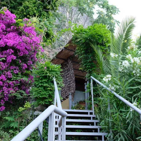 Casa Paradiso - Panoramic Sea View & Jacuzzi Terracina